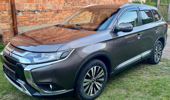 mitsubishi łódzkie Mitsubishi Outlander cena 75900 przebieg: 68000, rok produkcji 2019 z Brzeziny